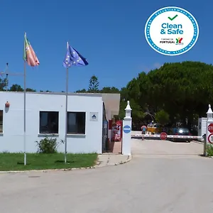 Parque De Campismo Orbitur Kemp